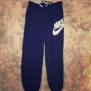 Super cute Nike sweats